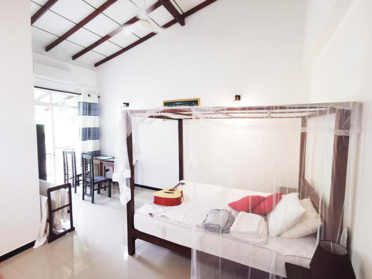 Jeju Villa Unawatuna Buitenkant foto