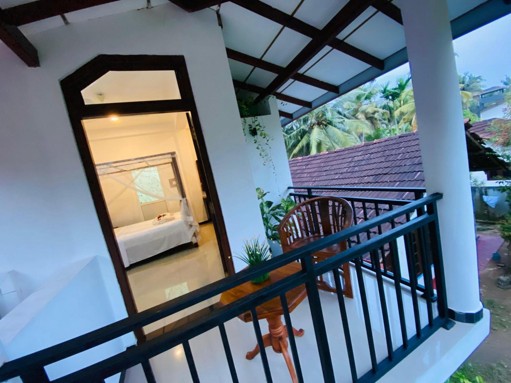 Jeju Villa Unawatuna Buitenkant foto